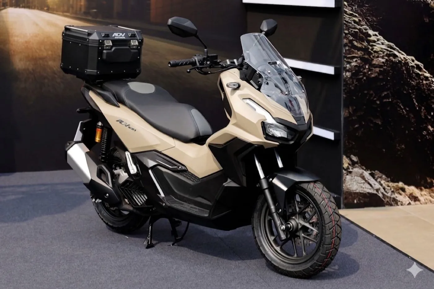 Honda ADV160 motorbike available for rent in Hua Hin